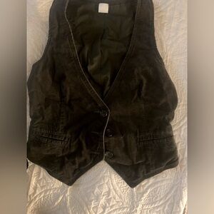 Black j crew vest